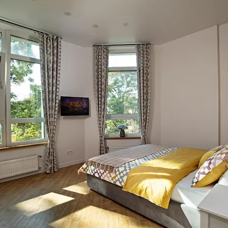 Bohemia At Italian Boulevard * Odesa