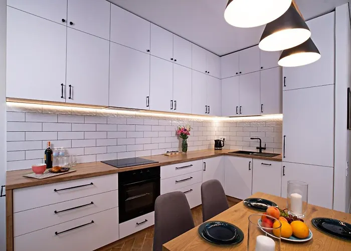 Bohemia At Italian Boulevard *