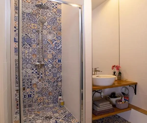 Bohemia At Italian Boulevard