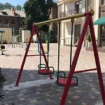 Bohemia At Italian Boulevard Apartmán